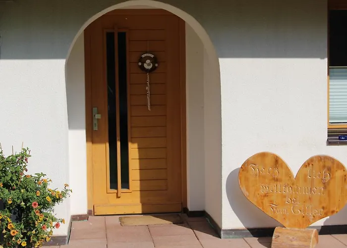 埃瓦尔德席勒公寓 公寓 *